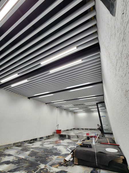 Rall 9016 Baffle Tavan